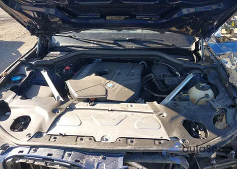 2019 BMW X3 xDrive30I z USA, uszkodzony, nr VIN 5UXTR9C53KLE16609